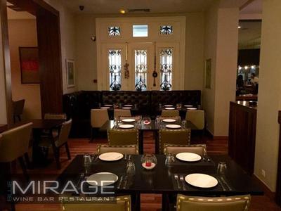 Blue Mirage Wine Bar Restaurant - εικόνα 2