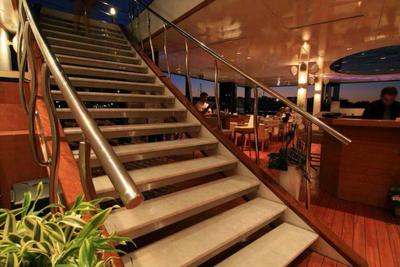 Kon-Tiki Floating Restaurant - εικόνα 2