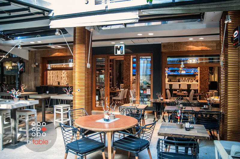 M8 Restaurant-Bar - εικόνα 1
