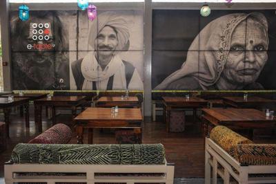 India Bollywood Bar Restaurant Shisha - εικόνα 1