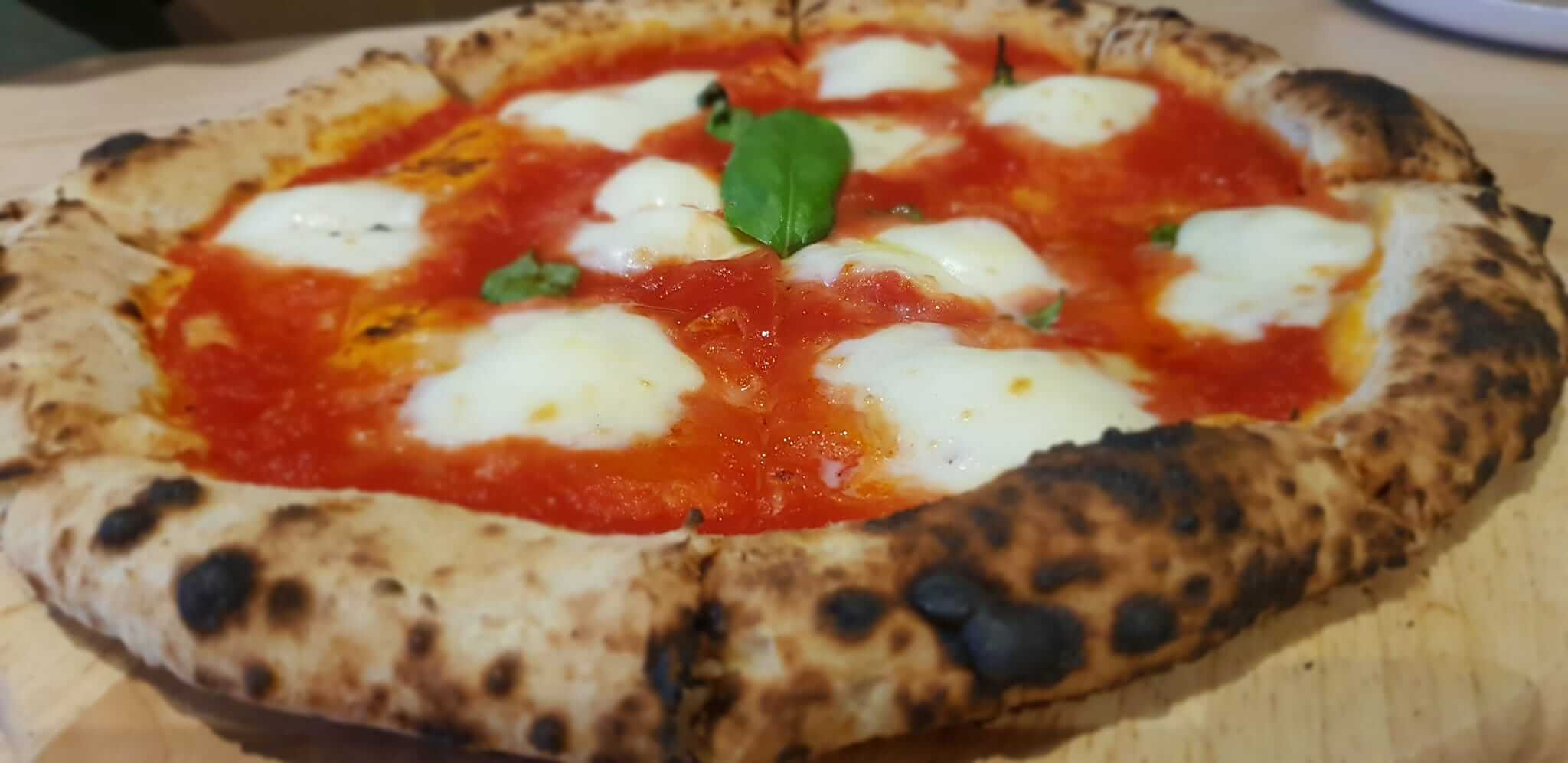 Margherita Pizza Artigianale - εικόνα 4